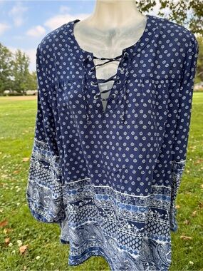 CRAVE FAME NAVY BLUE BLOUSE LONG SLEEVE LARGE WOMEN FLORAL PAISLEY LACE
